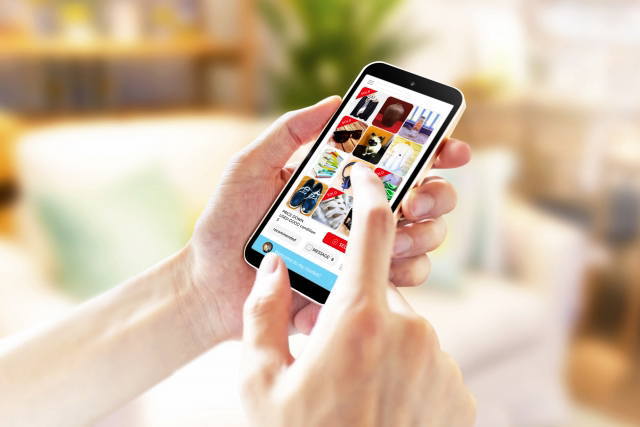 フリマアプリやネットオークションを利用する古物商