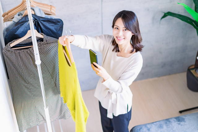 古着やブランド品の中古販売を表す画像